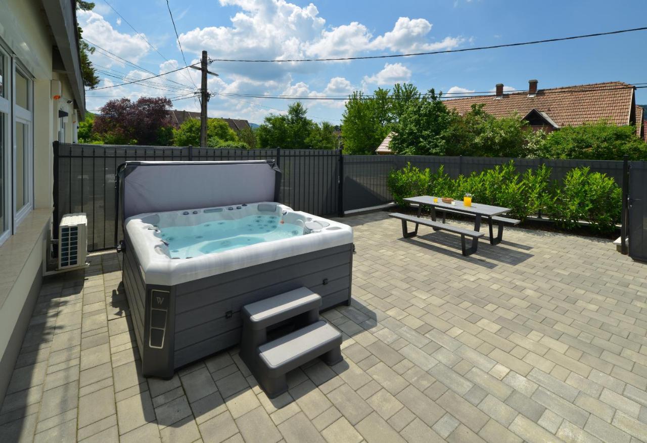 Deluxe Apartman Visegrád Exterior foto
